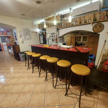 Whole Basement Former Pub3 For Bachelor / Bachelorette Party Boedapest Buitenkant foto